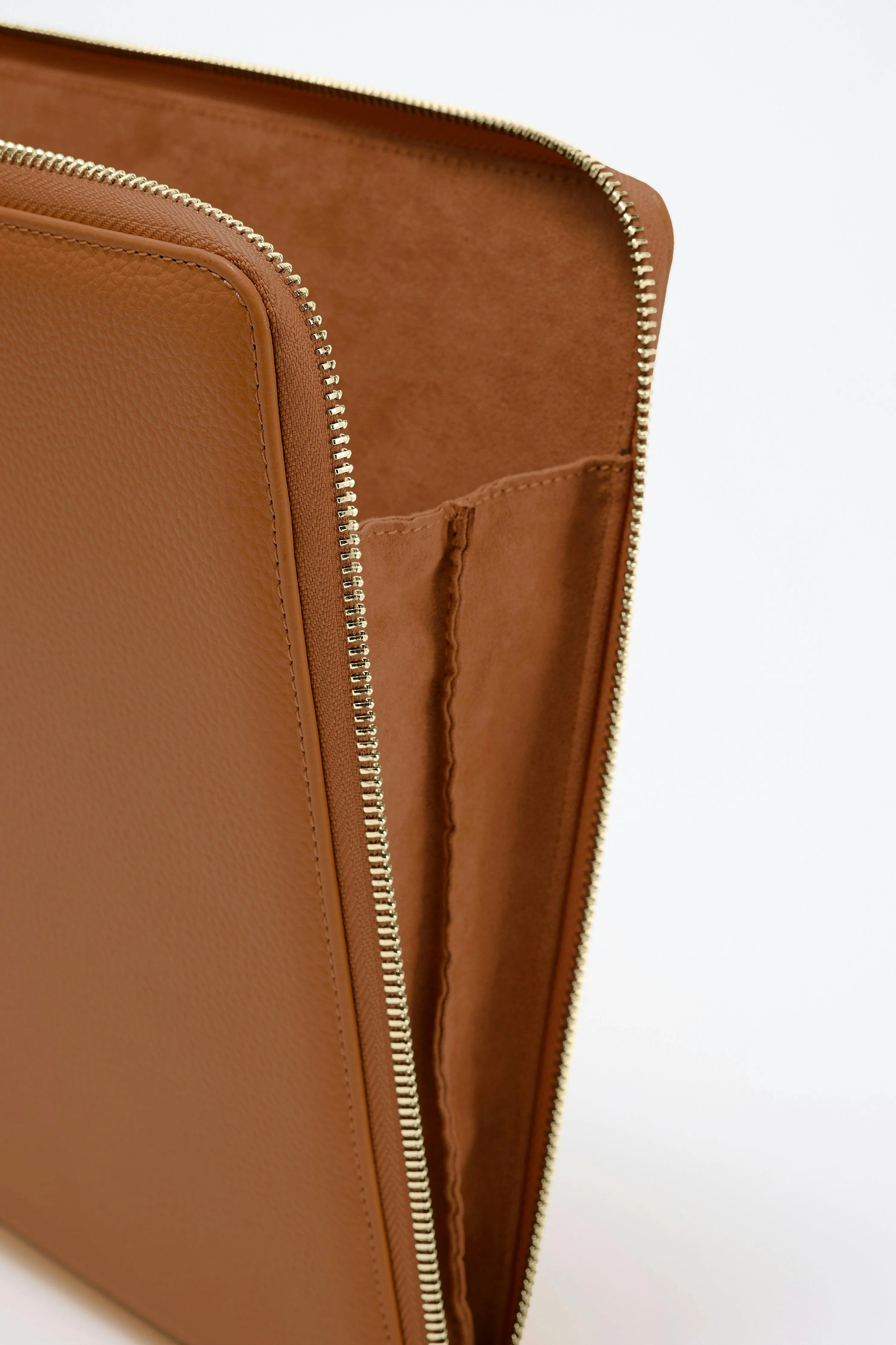16" Padded Leather Laptop Case | Tan Gold - Image 3