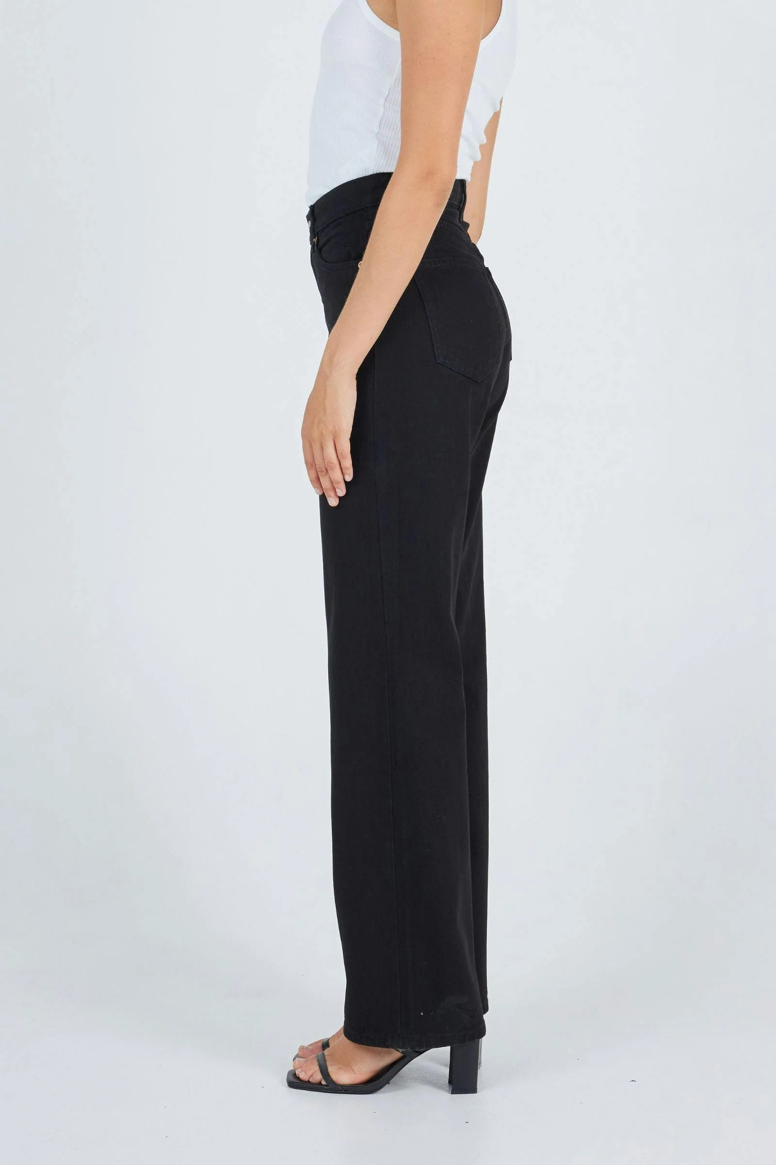 Echo High Straight Jeans - Black - Image 5