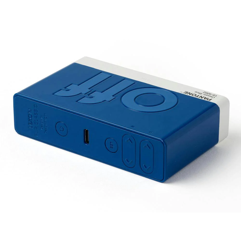 Lexon Flip Classic Reversible Alarm Clock PANTONE - Classic Blue - Image 6