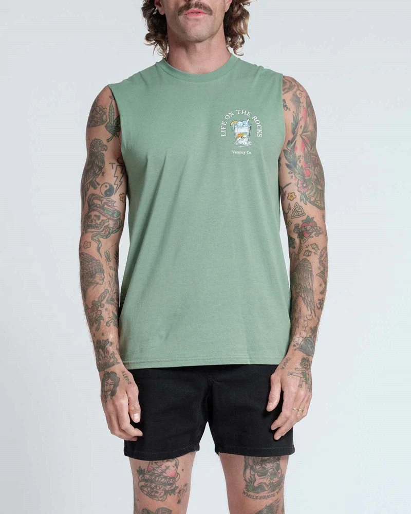 Life on the Rocks Tank - Image 2