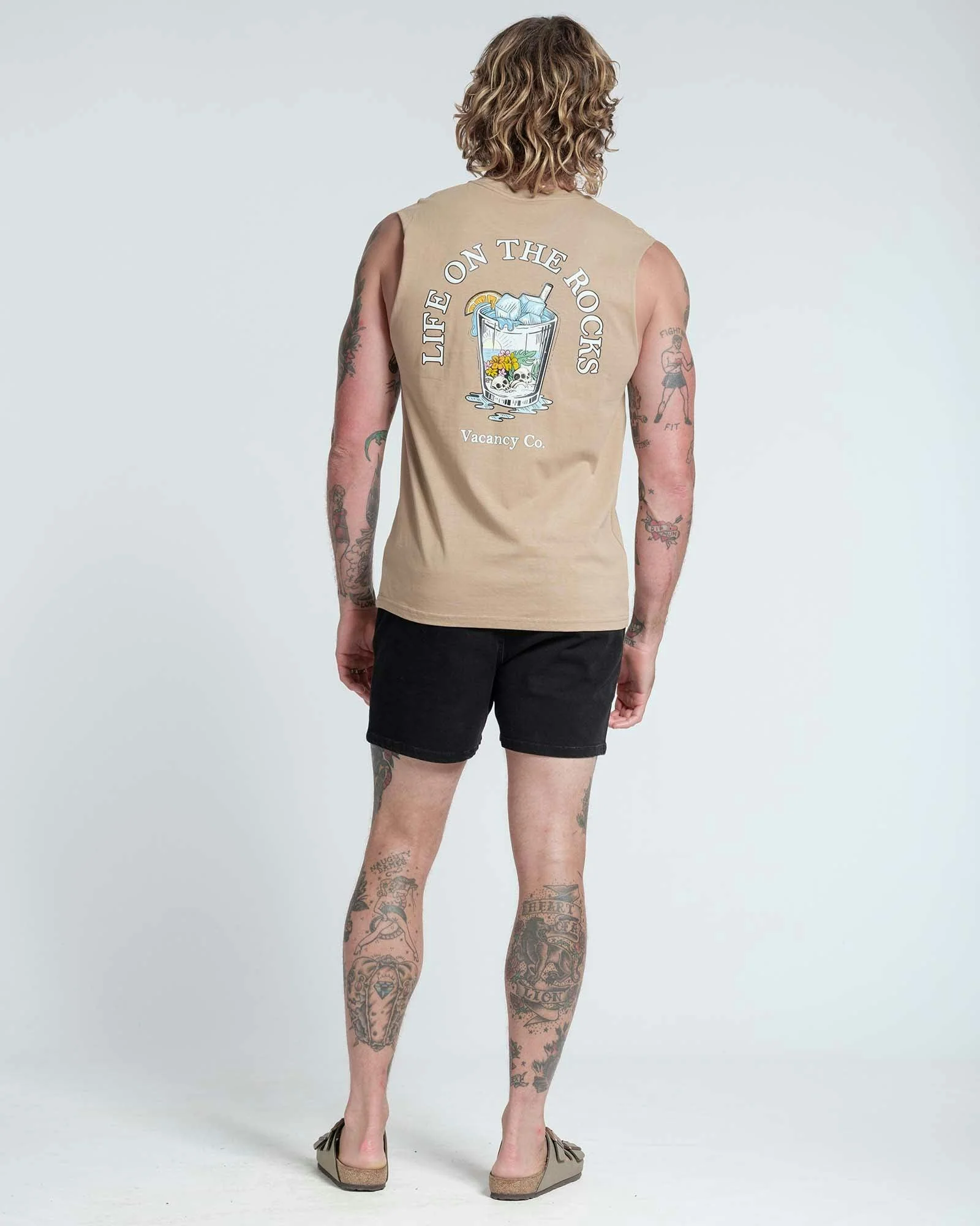 Life on the Rocks Tank - Image 8