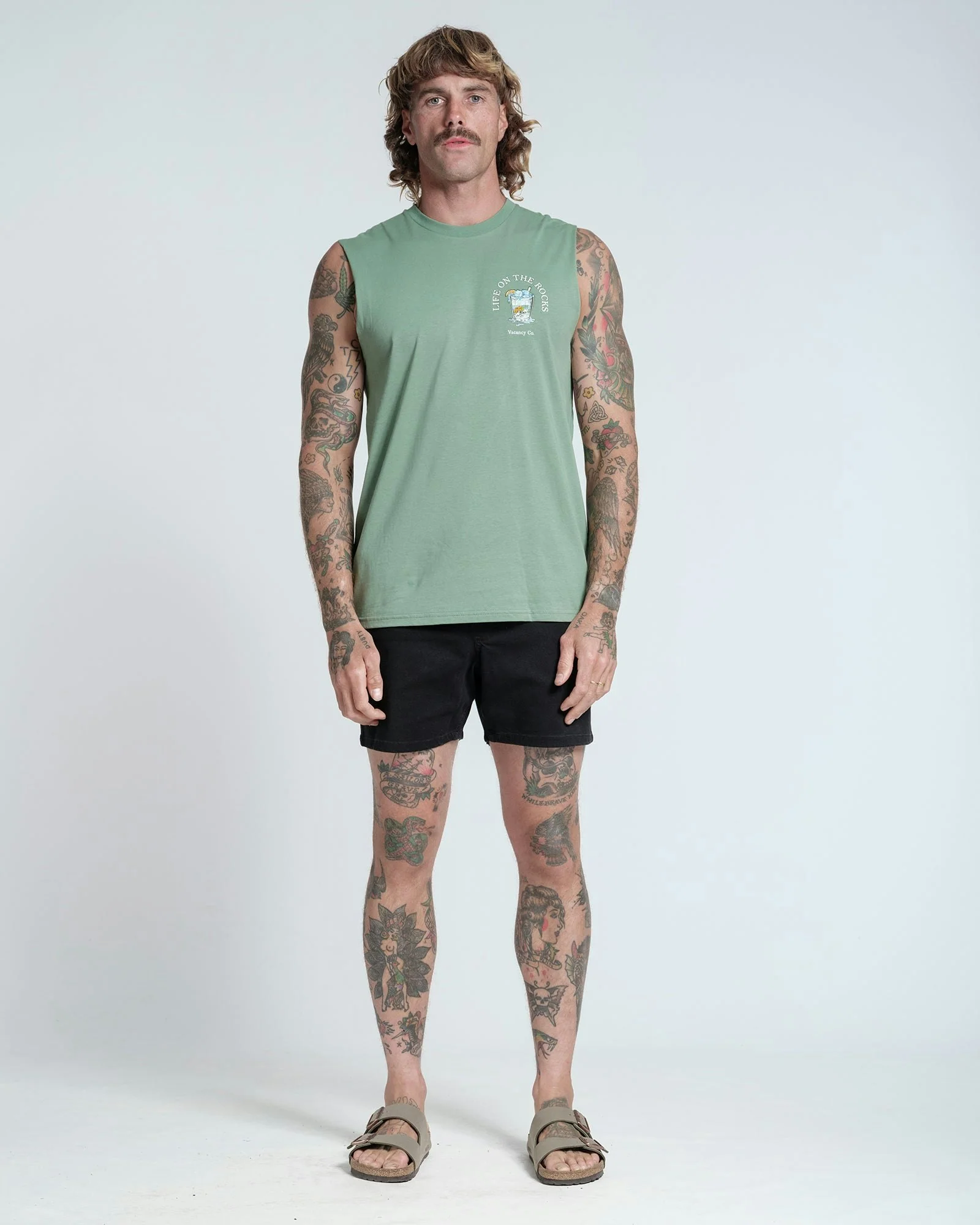 Life on the Rocks Tank - Image 7