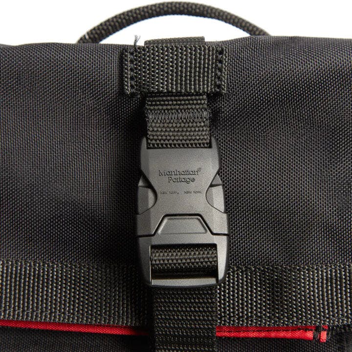 Manhattan Portage Reflective Pace Backpack Black - Image 4