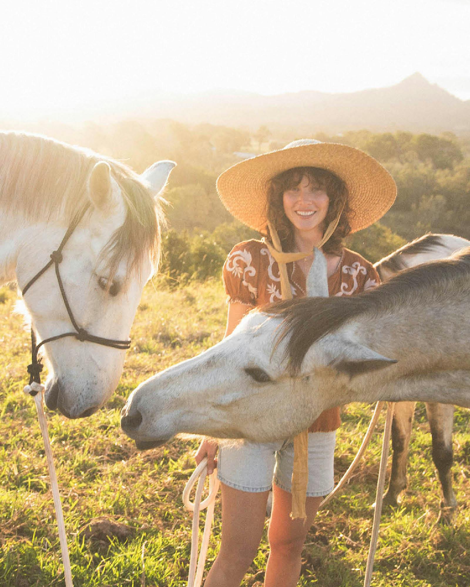 The Meadow Straw Hat – Gingham - Image 4
