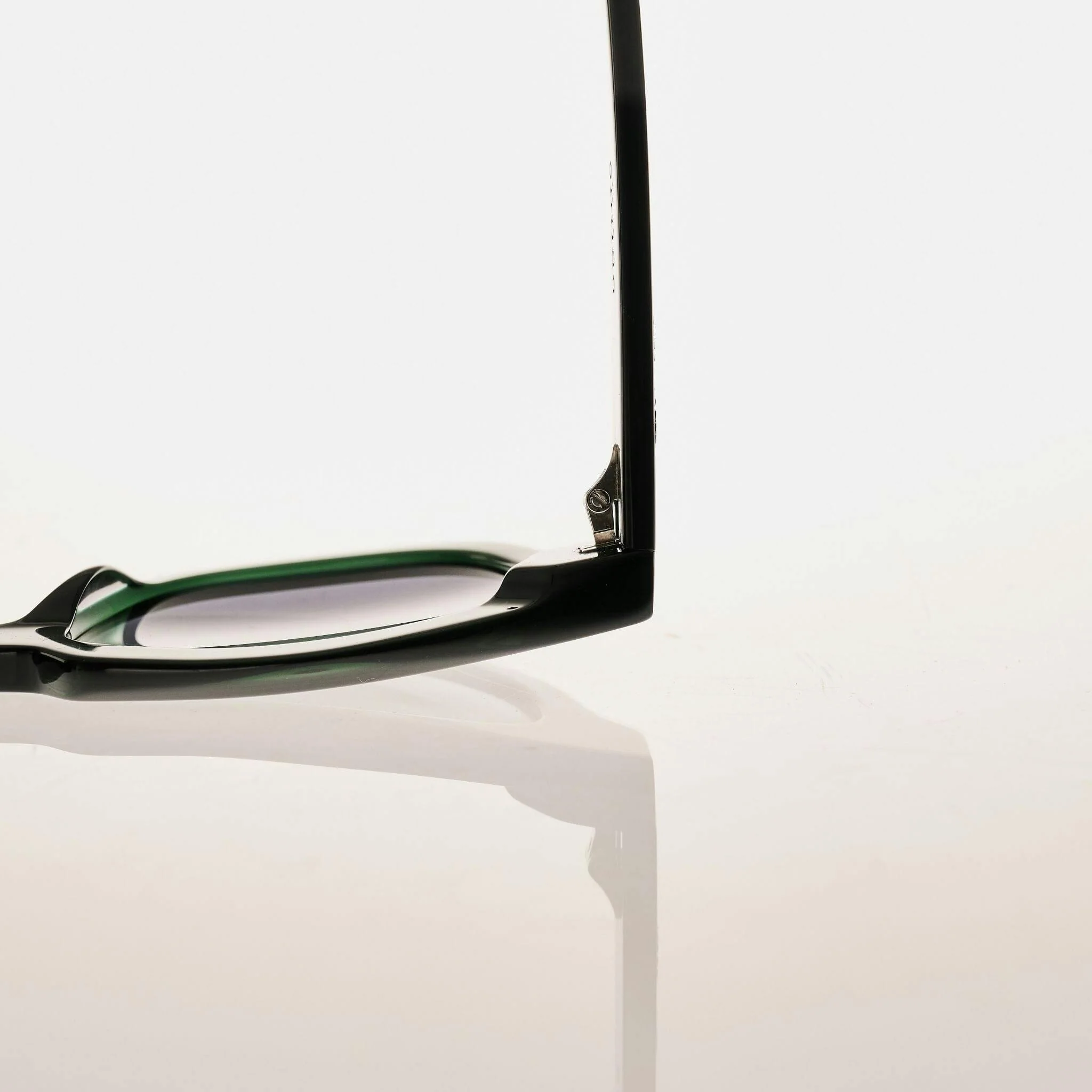 VIVID Bio-Acetate Translucent Moss Green | Grey Bio Lens - Image 7