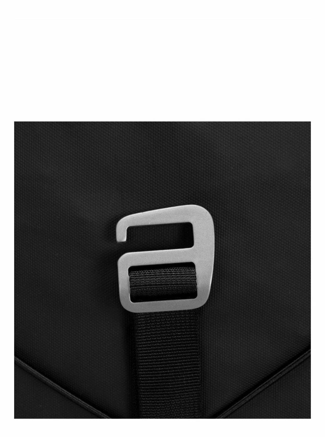 WHARFE FLAP OVER BACKPACK 22L - Image 4